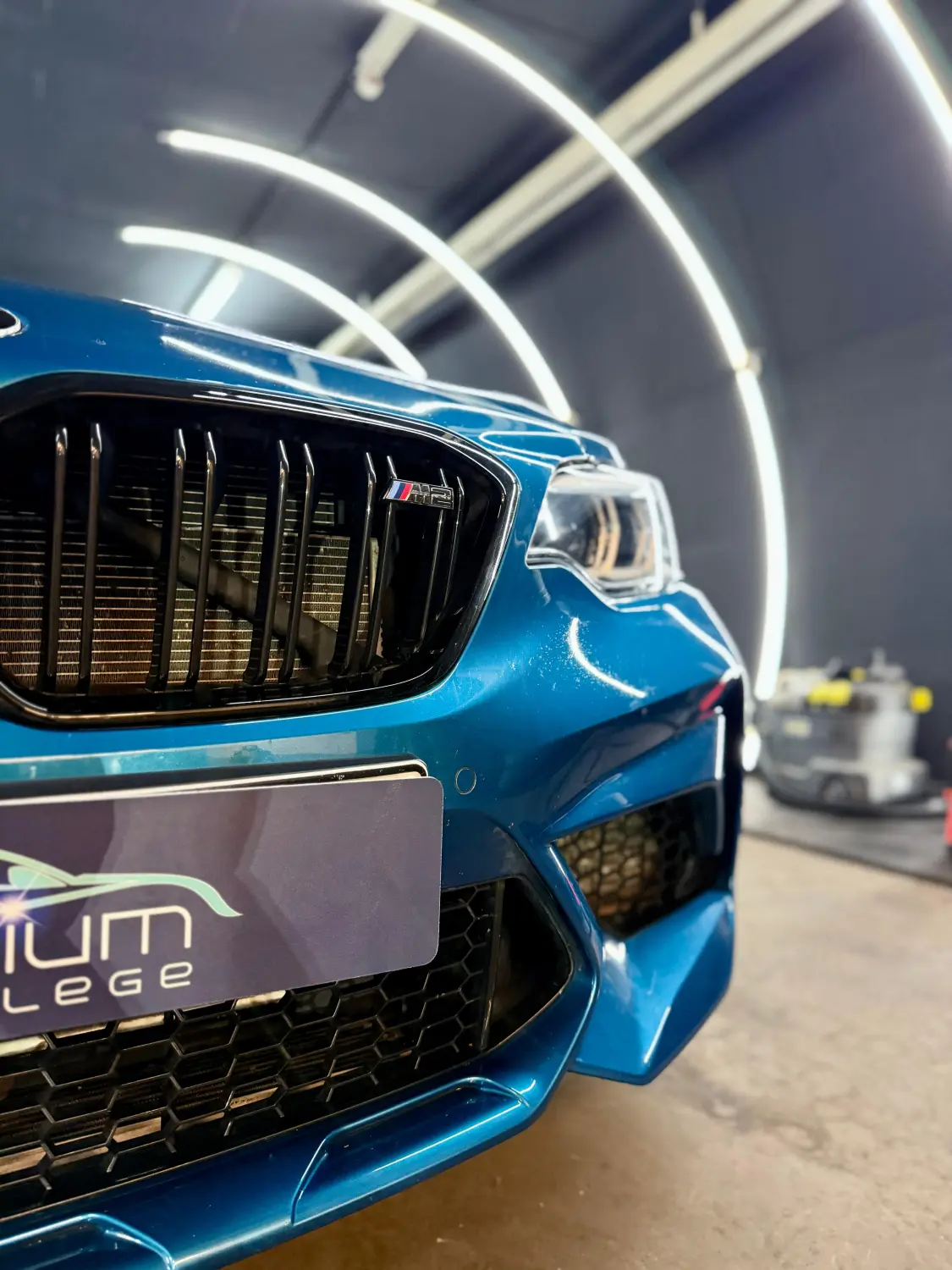 Premium Autopflege mobile e.K. - Luxusauto-Ausstellung